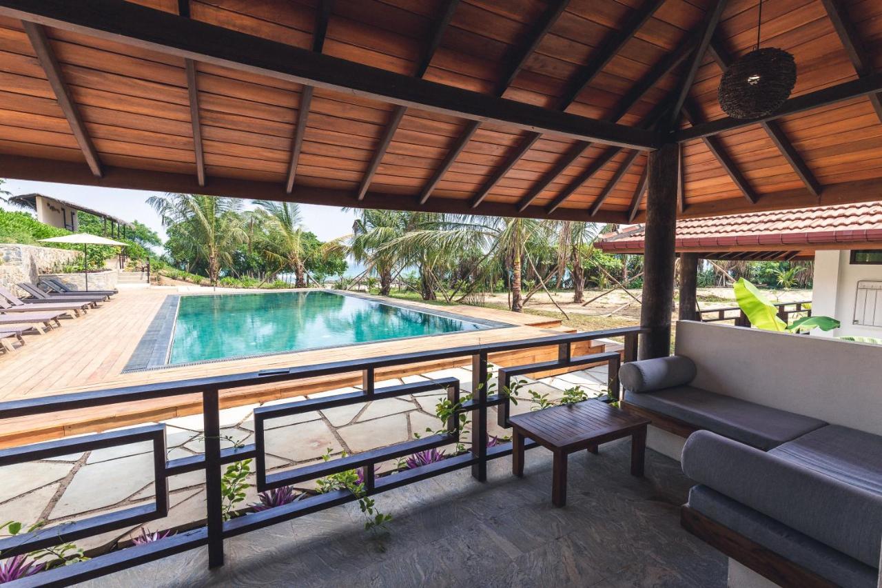 Omia Hotel Tangalle Exterior photo