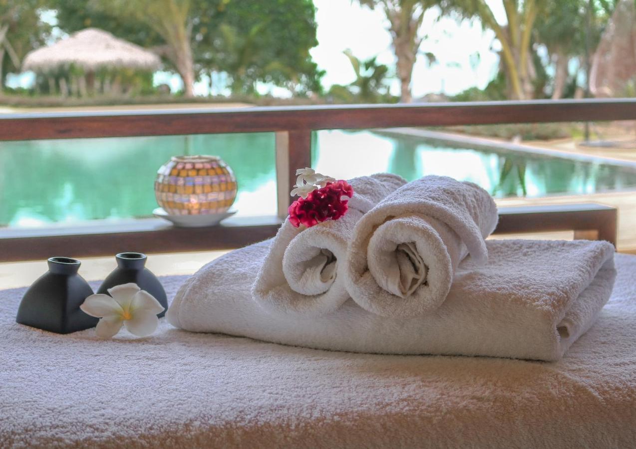 Omia Hotel Tangalle Exterior photo